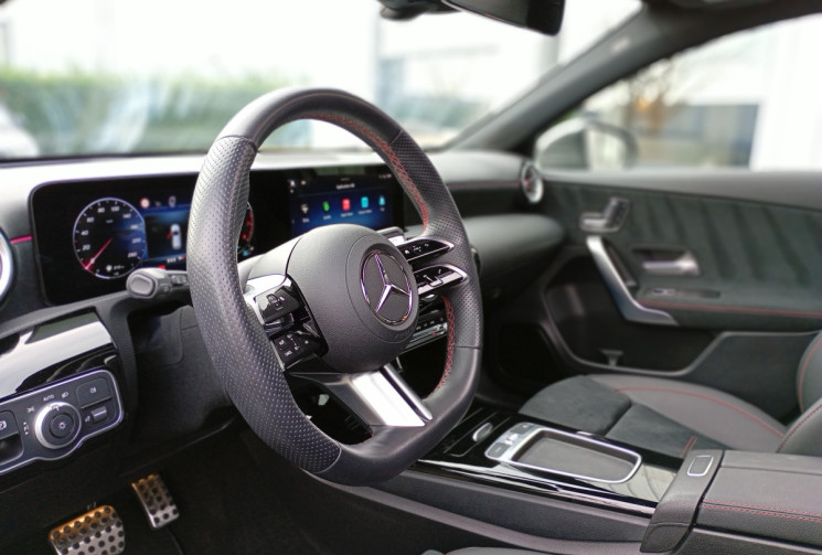 Mercedes Classe A 200 163 ch AMG LINE 7G-DCT BVA