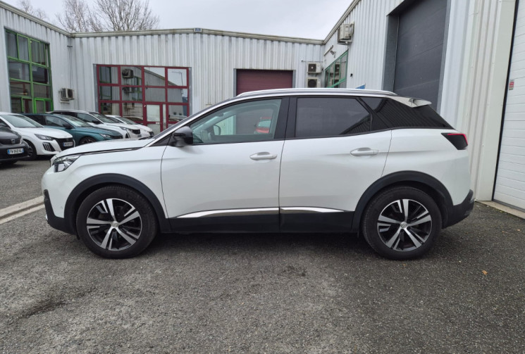 Peugeot 3008 PEUGEOT 3008 1.2 130ch BVM6 ALLURE * CARPLAY * CAMERA 360 * SIEGE MEMOIRE *  
