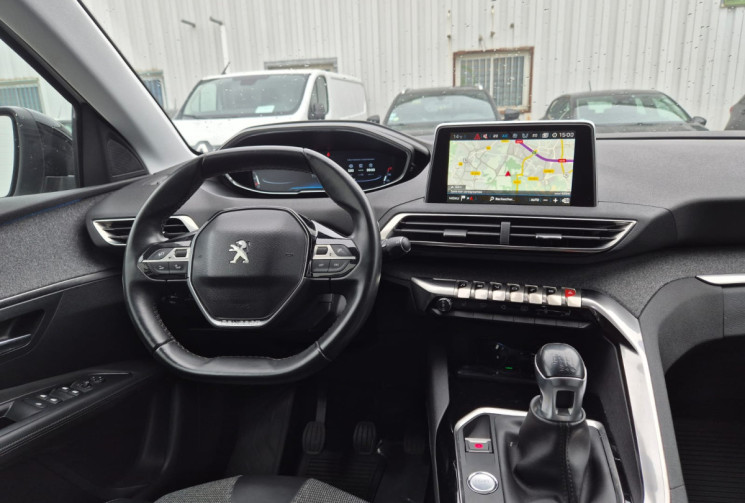 Peugeot 3008 PEUGEOT 3008 1.2130ch BVM6 ALLURE * CARPLAY * CAMERA 360 * SIEGE MEMOIRE *  