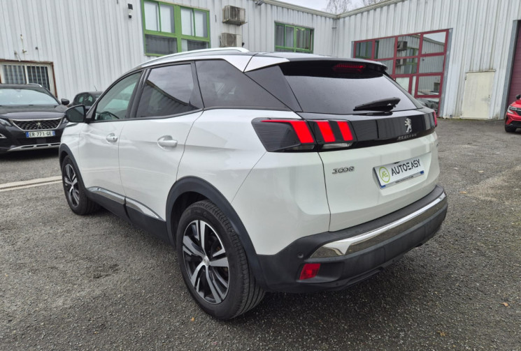 Peugeot 3008 PEUGEOT 3008 1.2 130ch BVM6 ALLURE * CARPLAY * CAMERA 360 * SIEGE MEMOIRE *  