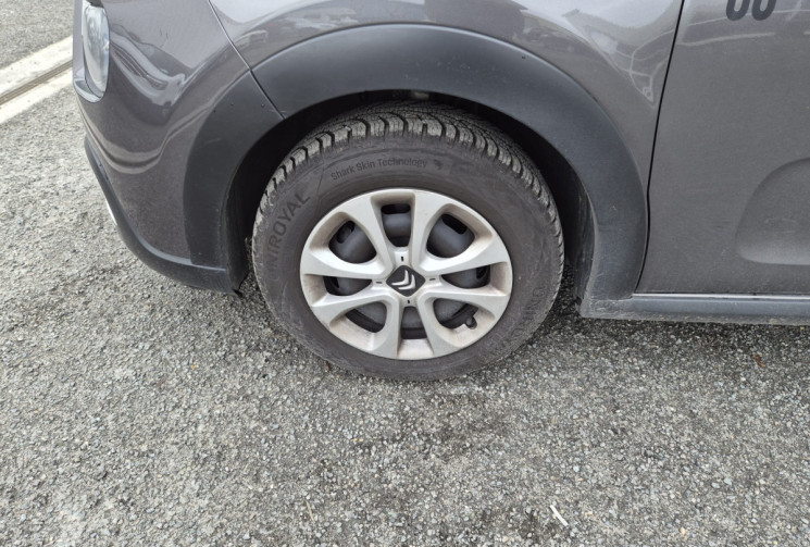 Citroën C3 1.2 82cv YOU * CLIMATISATION