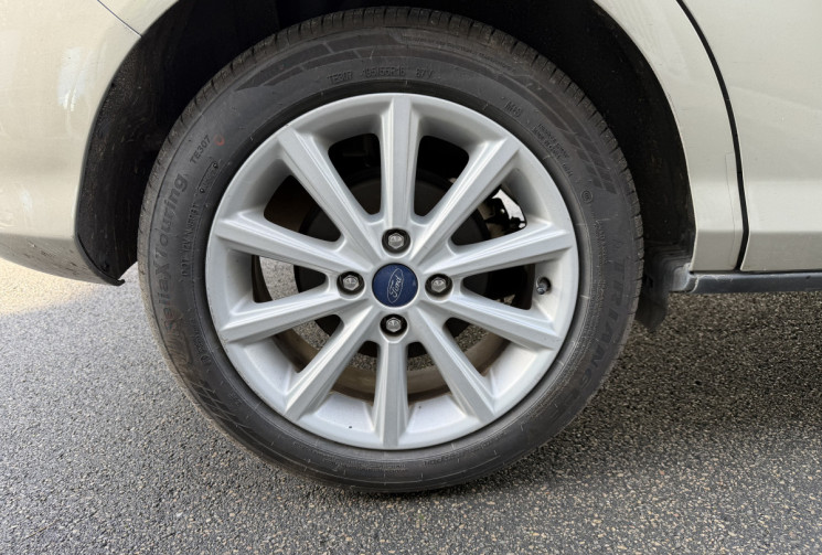 Ford B-MAX 1.6 TDCI 95 TITANIUM * FULL DOSSIER ENTRETIEN + CT OK * GARANTIE