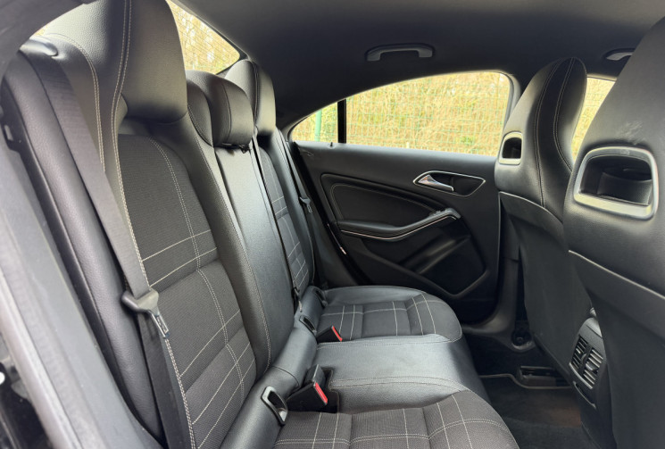 Mercedes CLA Coupé 220 CDi 2.1 177 ch 7G-DCT SENSATION * ENTRETIEN ET CT OK * GARANTIE