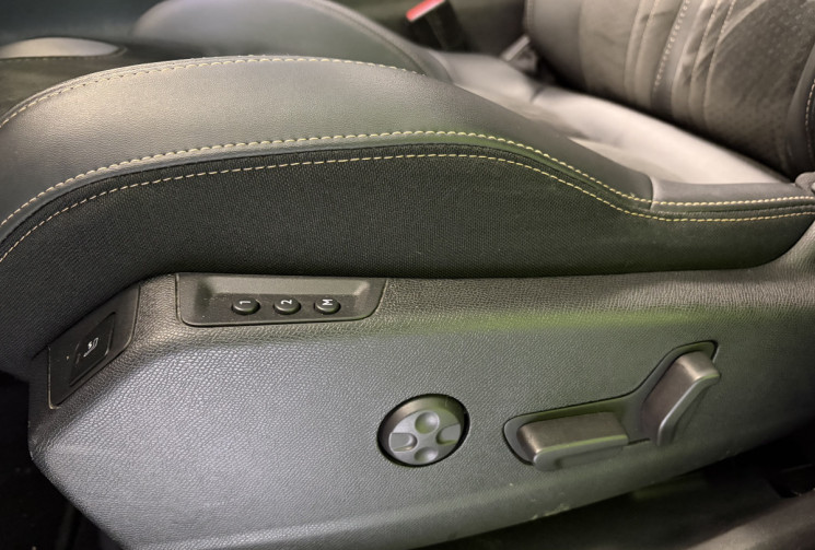 Peugeot 3008 GT LINE 130 cv 