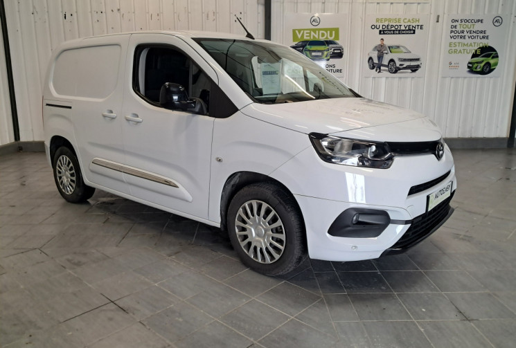 Toyota PROACE City Medium 100 D-4D BVM6 Business RC23 PACK LOOK  - TVA RECUP - entretien à jour 
