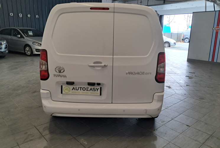 Toyota PROACE City Medium 100 D-4D BVM6 Business RC23 PACK LOOK  - TVA RECUP - entretien à jour 