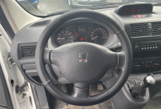 Peugeot Expert 2.0 HDi Fourgon court 120 CV PACK CD CLIM— HOMOLOGATION 11/29
