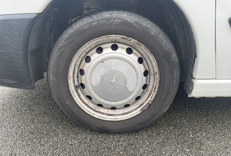 Peugeot Expert 2.0 HDi FOURGON COURT 120 CV FRIGORIFIQUE — HOMOLOGATION 11/29