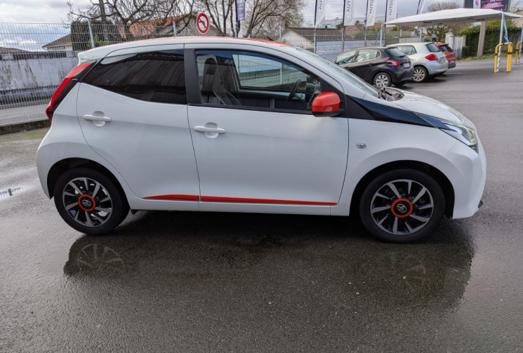 Toyota Aygo PH2  X 1.0 VVTi 72 TREND / TRES BON ETAT / GARANTIE 12 MOIS
