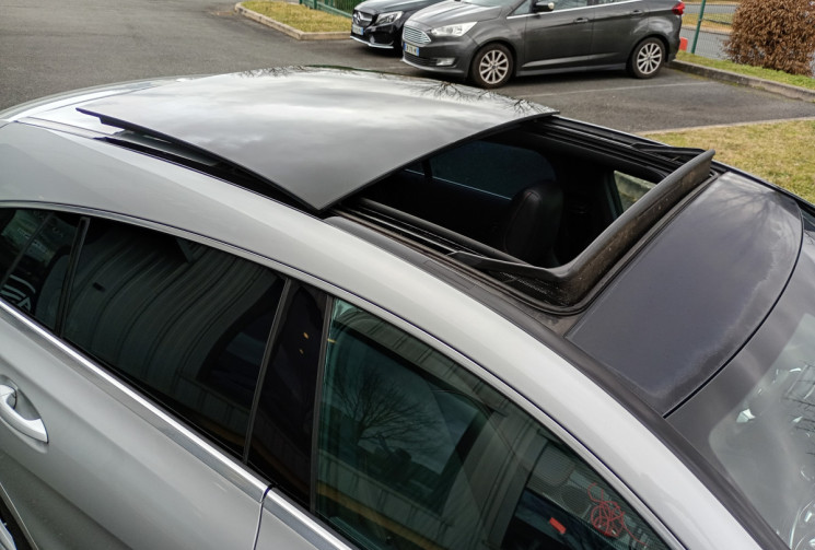 Mercedes CLA SHOOTING BRAKE 200 FASCINATION 156 cv 7G-DCT / Pack AMG / Toit Ouvrant