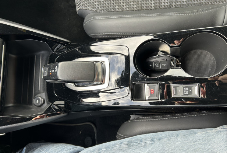 Peugeot 208 e-208 136ch GT-Line