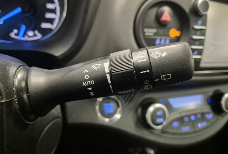 Toyota Yaris 110 VVT-i Ultimate pack confort CVT 5p