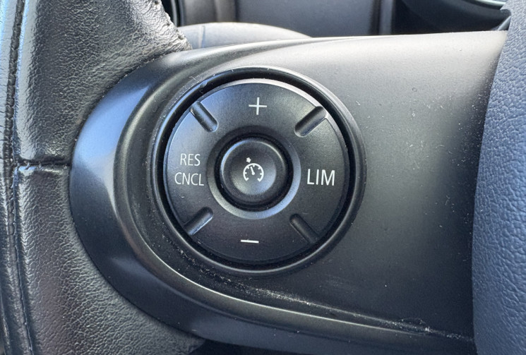 Mini Mini ONE 102cv * Harman Kardon * Toit Ouvrant * Keyless GO * Led Ambiance * 3 portes