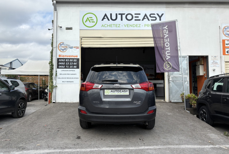 Toyota RAV4 2.2 D 4WD 150 LIFE boite auto