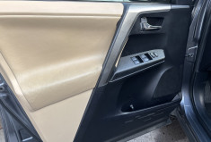 Toyota RAV4 2.2 D 4WD 150 LIFE boite auto