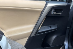 Toyota RAV4 2.2 D 4WD 150 LIFE boite auto