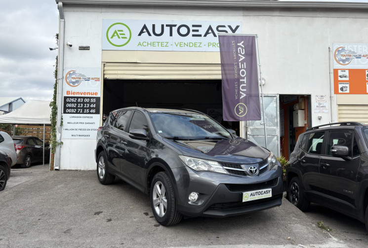 Toyota RAV4 2.2 D 4WD 150 LIFE boite auto