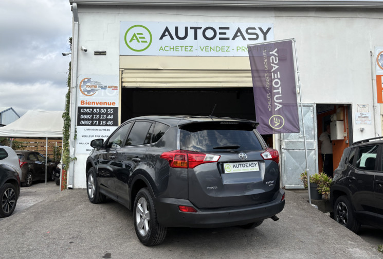 Toyota RAV4 2.2 D 4WD 150 LIFE boite auto