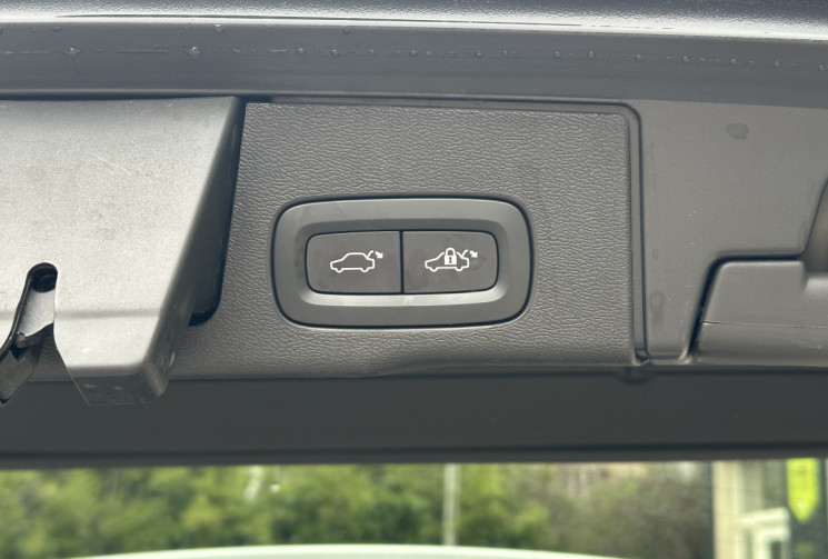 Volvo XC60 T8 TWIN 320+87 PLUG IN AWD GEARTRONIC INSCRIPTION LUXE * FULL ENTRETIEN * GARANTIE 6 MOIS