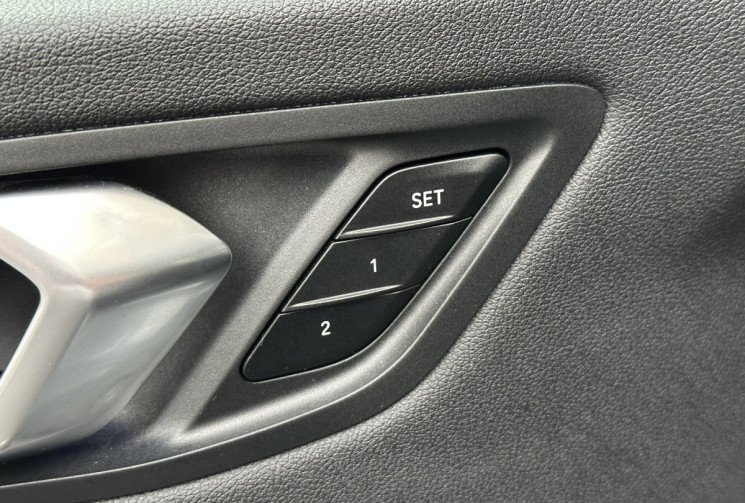 BMW Série 1 118i 140 M SPORT DKG7 * TOIT OUVRANT * HARMAN KARDON * AFFICHAGE TETE HAUTE * GARANTIE