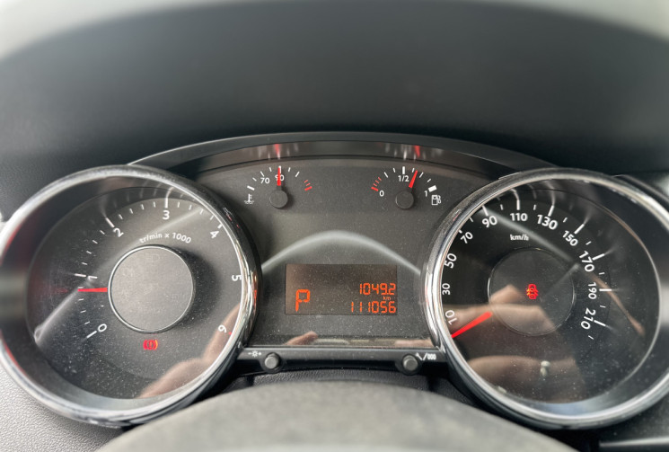 Peugeot 3008 I Phase 2 1.6 e-HDI 120 cv Boîte auto