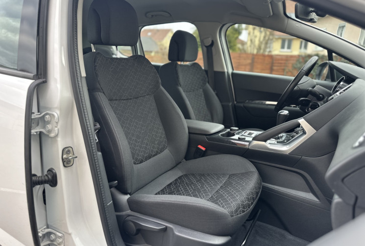 Peugeot 3008 I Phase 2 1.6 e-HDI 120 cv Boîte auto