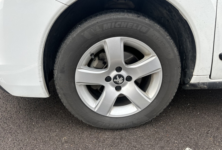 Peugeot 3008 I Phase 2 1.6 e-HDI 120 cv Boîte auto