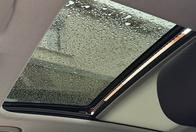 Citroën C3 Aircross 1.5 BLUEHDI 120 SHINE EAT6 * TOIT PANO OUVRANT * AFFICHAGE TETE HAUTE