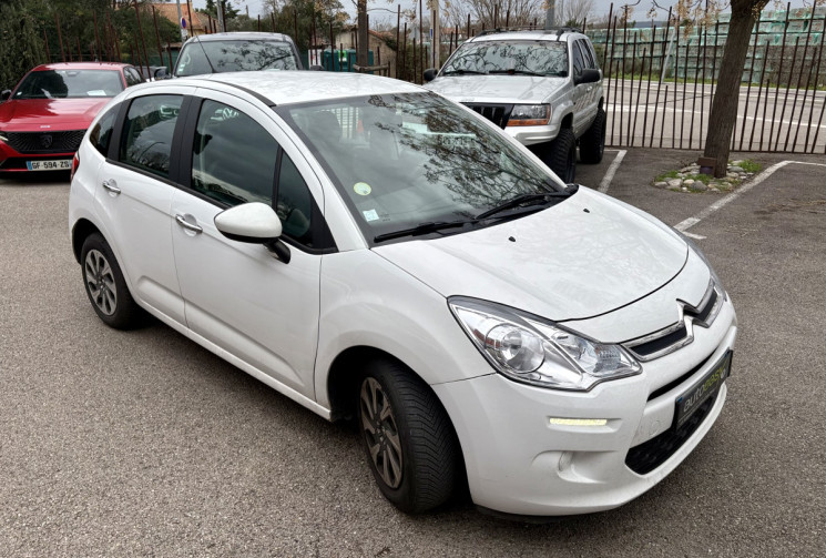 Citroën C3 1.4 HDI 68cv 2015 5 places 115000km / révisée / 2e main / très bon état / petit prix 