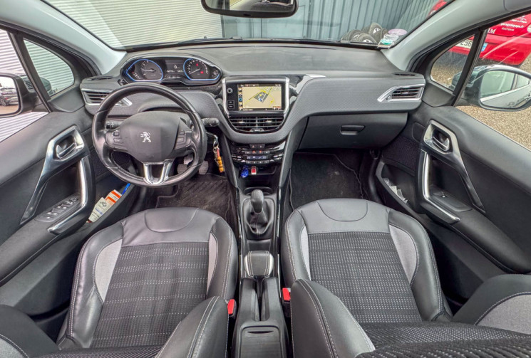 Peugeot 2008 1.2 e-THP 110 ALLURE 1er MAIN HISTORIQUE COMPLET 