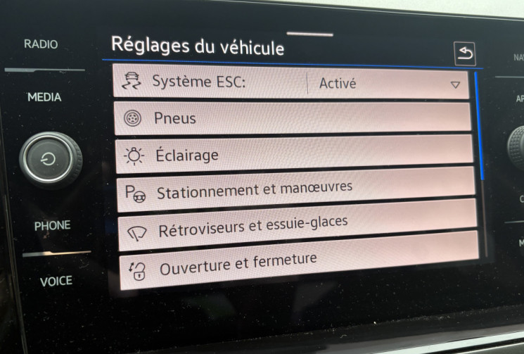 Volkswagen Polo VI 95 cv 1.0 TSI DSG7  * Carplay * Radars * Régul Adaptatif * Entretien Volkswagen