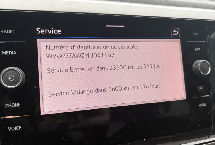 Volkswagen Polo VI 95 cv 1.0 TSI DSG7  * Carplay * Radars * Régul Adaptatif * Entretien Volkswagen
