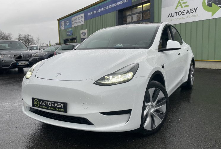 Tesla Model Y Standard RWD Plus MY 22 + option *Pilote automatique pleine capacité*