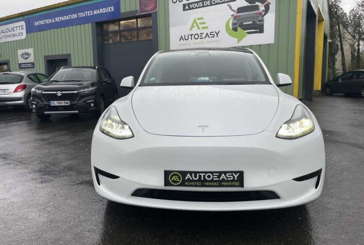 Tesla Model Y Standard RWD Plus MY 22 + option *Pilote automatique pleine capacité*