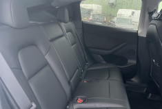 Tesla Model Y Standard RWD Plus MY 2022 + option *Pilote automatique pleine capacité*