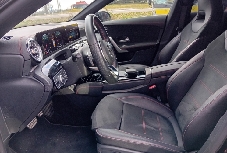 Mercedes CLA SHOOTING BRAKE 200 7G-DCT AMG Line - MBUX - Entretien suivi Mercedes -