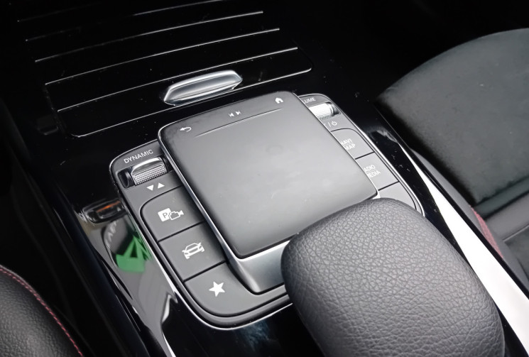 Mercedes CLA SHOOTING BRAKE 200 7G-DCT AMG Line - MBUX - Entretien suivi Mercedes -