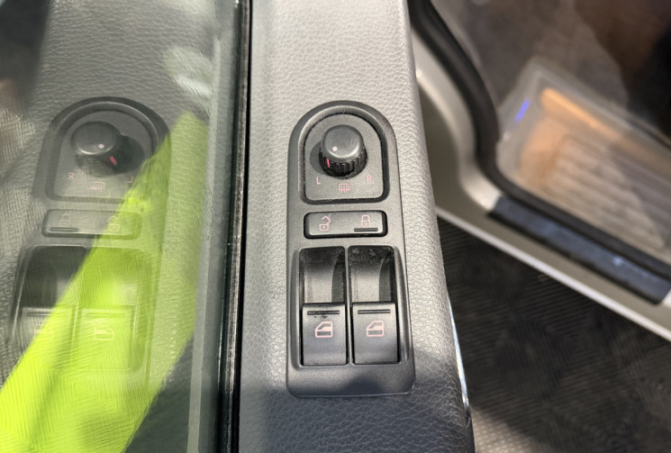 Volkswagen CALIFORNIA 2,0 TDI 180 CONFORT + Toit relevable elec / webasto 