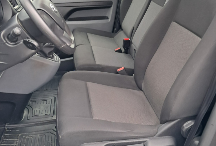 Toyota PROACE Medium 2.0 140 Dynamic RC23- Galerie Echelle Attelage - TVA RECUP - ENTRETIEN A JOUR 