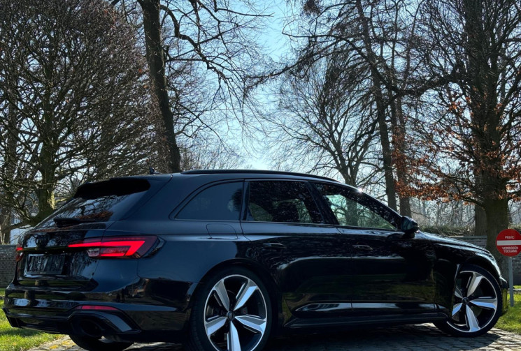 Audi RS4 AVANT QUATTRO 2.9 TFSI V6 Tiptronic 8 450 CV CG FRANCAISE