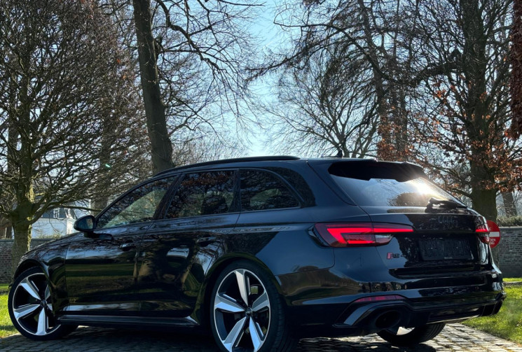 Audi RS4 AVANT QUATTRO 2.9 TFSI V6 Tiptronic 8 450 CV CG FRANCAISE