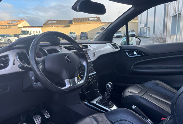 Citroën DS3 1.6 THP AIRDREAM 156 SPORT CHIC / SIEGES CHAUFFANT / GPS / GARANTIE 12 MOIS