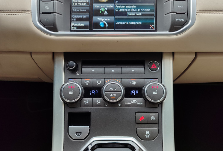 Land-Rover Range Rover Evoque 2.2 SD4 4WD BVA6 190 cv/ PRESTIGE / 1er Main 