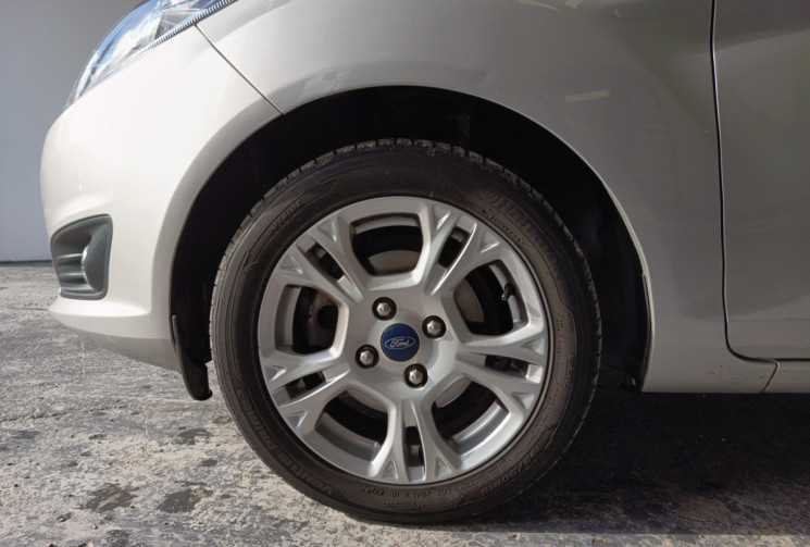 Ford Fiesta 75 cv 1.5 TDCI ENTRETIEN REGULIER AVEC FACTURE /SANS AD BLUE/ GARANTI 6MOIS 