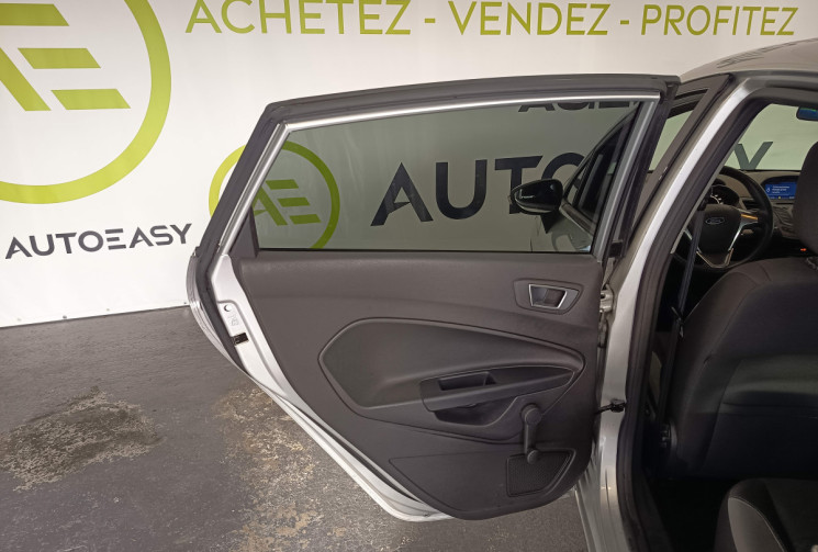 Ford Fiesta 75 cv 1.5 TDCI ENTRETIEN REGULIER AVEC FACTURE /SANS AD BLUE/ GARANTI 6MOIS 