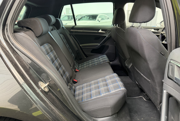Volkswagen Golf GTE 204 + PACK DRIVE ASSIST II - Première main - Entretien complet VW 