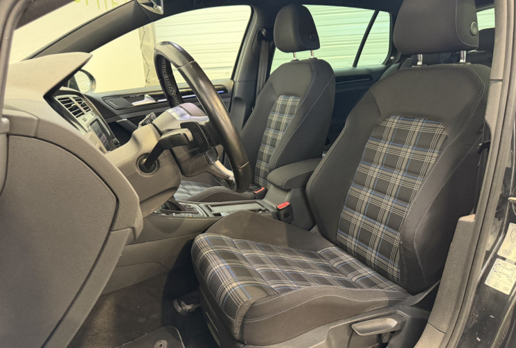 Volkswagen Golf GTE 204 + PACK DRIVE ASSIST II - Première main - Entretien complet VW 