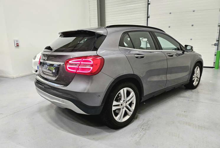 Mercedes GLA 200 CDI Sensation 4Matic 7G-DCT + options