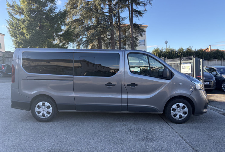 Renault Trafic 1.6 dCi 126 CH Energy L2H1 / 9 PLACES / Zen