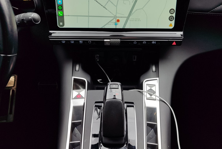 DS DS 7 Crossback  E-tense 1.6 THP 300 Plug in Hybrid 4X4 200 cv RIVOLI / Suivi constructeur